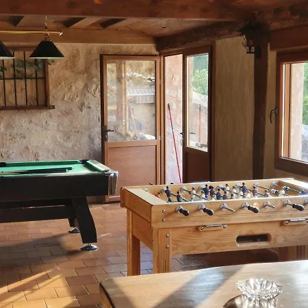 La Fuente Del Poval * Caballar