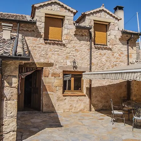 La Fuente Del Poval